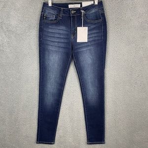 NWT KANCAN Mid Rise Super Skinny 5/26 (26x29) Blue Stretch Comfort Dark Wash